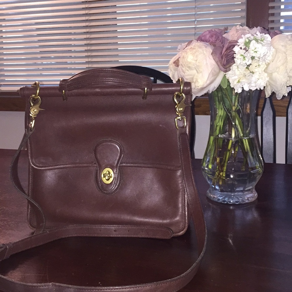 Vintage Coach Willis brown leather crossbody